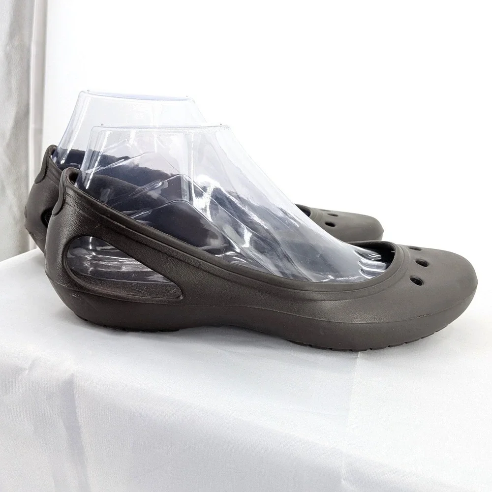 Crocs Slip On Flats Brown Comfort Lightweight Rubber Casual Shoes W8‎